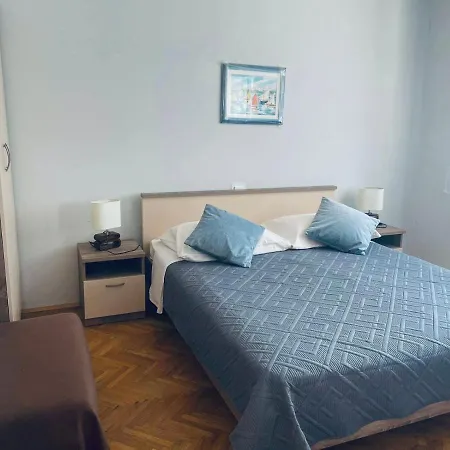 Vera Apartman *